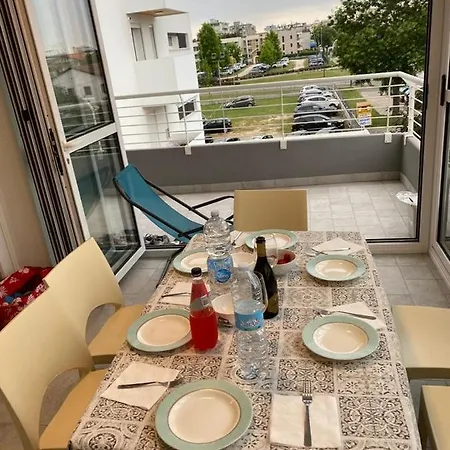 Nuovo Con Terrazzo E Piscina Apartment *