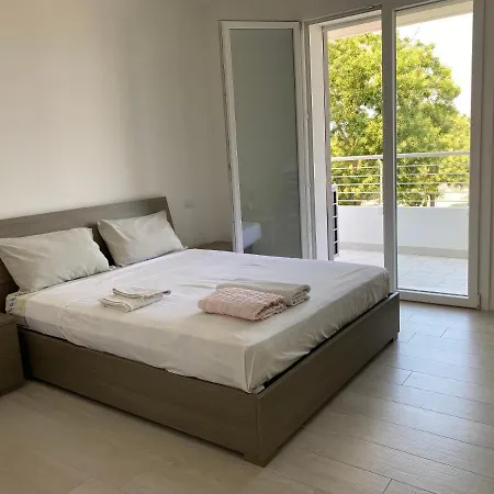 Nuovo Con Terrazzo E Piscina לידו די ג'סולו