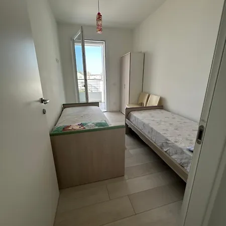 Nuovo Con Terrazzo E Piscina לידו די ג'סולו
